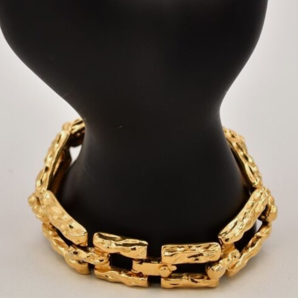 Vintage Monet Textured Rectangle Link Runway Brac… - image 4